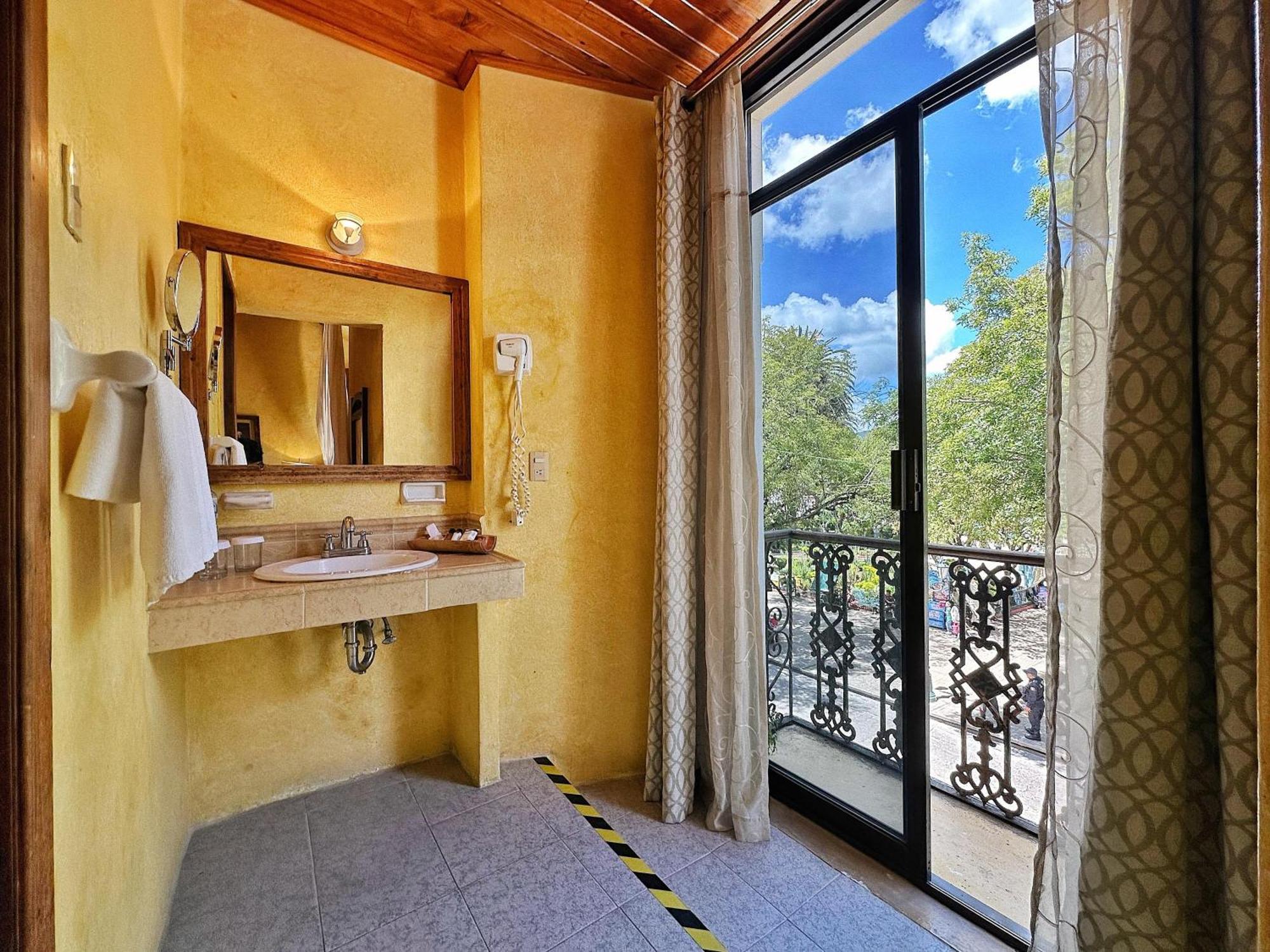 Hotel Ciudad Real Centro Historico San Cristóbal de Las Casas 외부 사진